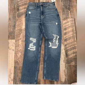 NWT Hollister Ultra High Rise Stacked Vintage Straight Jeans Distressed Wash 7R